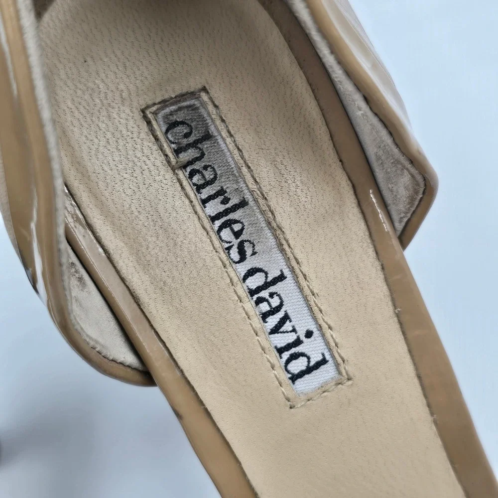 Charles David Pumps Womens 6.5 D'Orsay Pointed Toe Nude Beige Leather EUC Heels